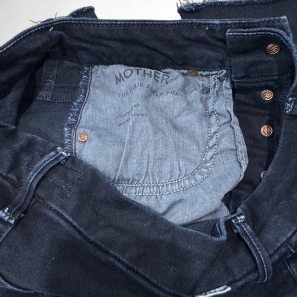 MOTHER The Pixie Ankle Fray Skinny Jeans (Holding Hands) - Picture 6 of 10